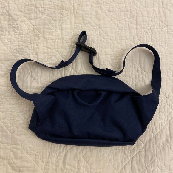 United by Blue 25L Convertible Carryall Backpack & 3L Utility Fanny Pack Bundle - Picture 7 of 8